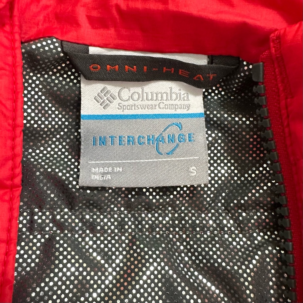Columbia Omni-heat lightweight packable red puffer jacket, size small - Picture 14 of 16